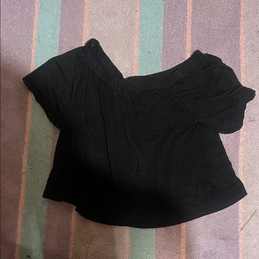 Chico's Black Off-Shoulder Crop Top